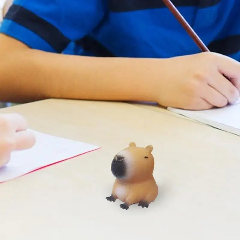 Capybara Squeeze Squishy 🦦💕